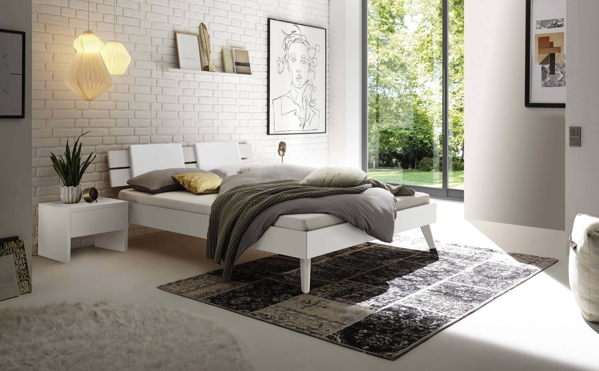 Weiss deckend, lackiert, MDF, Kissen Lola nicht im Lieferumfang enthalten