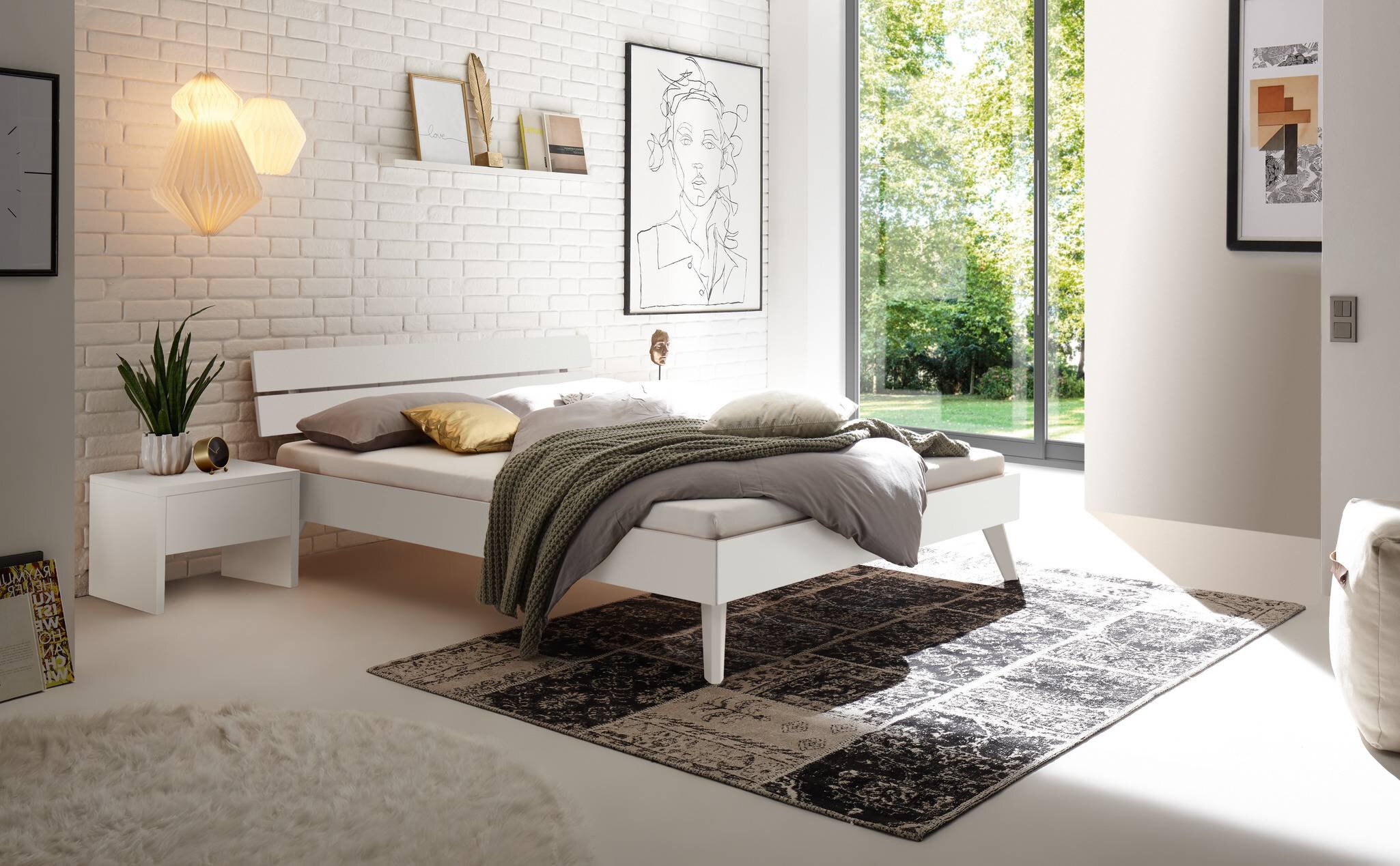 Weiss deckend, lackiert, MDF