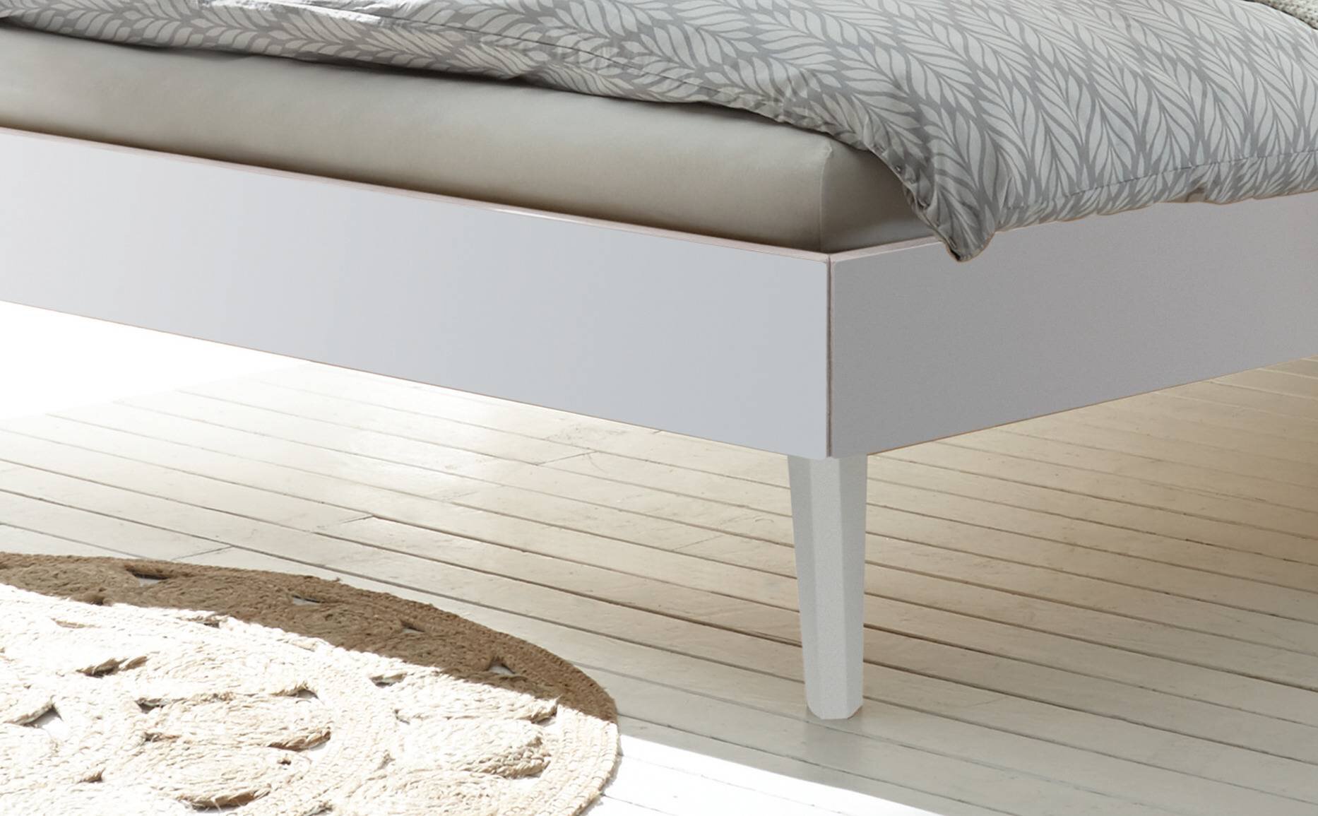 Weiss deckend, lackiert, MDF