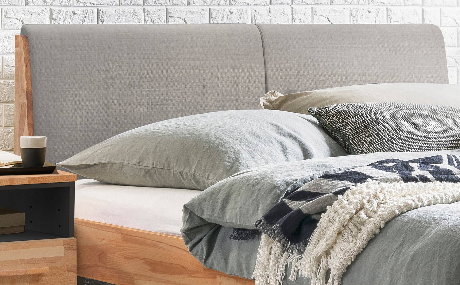 Kernbuche natur, geölt, Kopfteil Bezug Stoff Pepe Grey 335