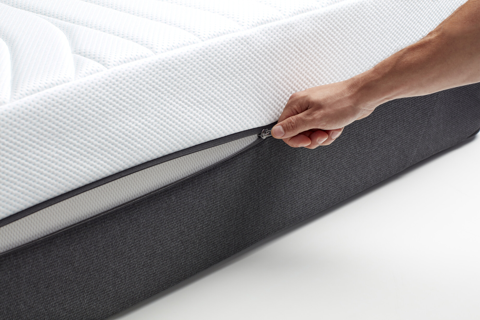 TEMPUR PRO® Plus CoolQuilt Matratze 27 cm | Medium