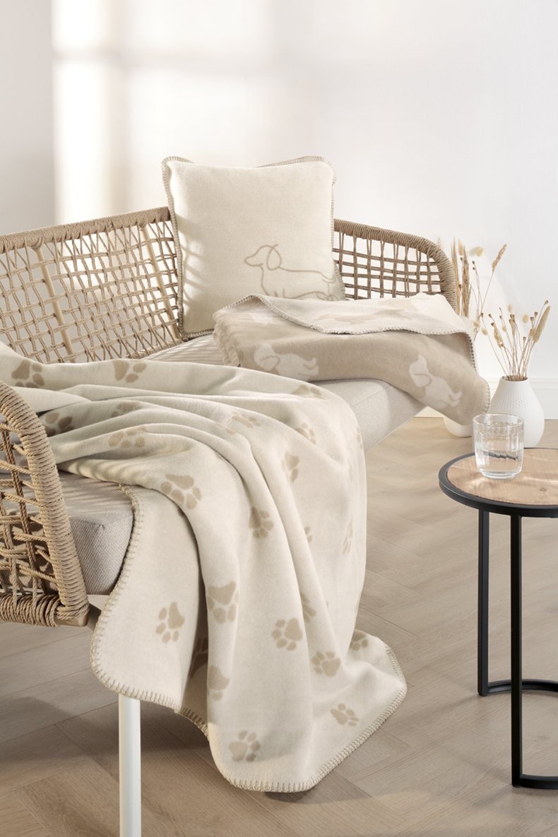 Cawö "Paws" Wohndecke (We love Dogs Edition) - Natur-Beige