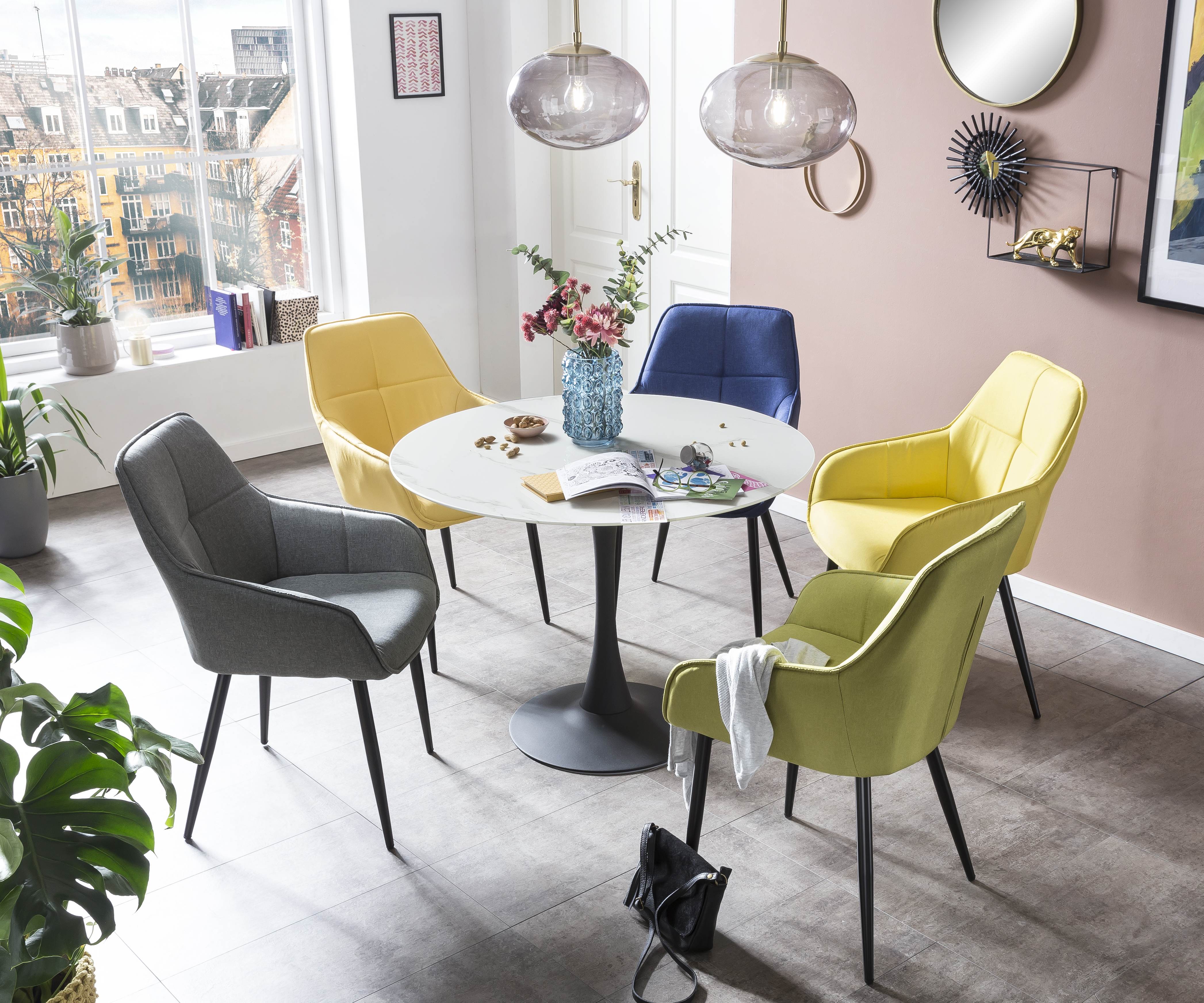 Grau, Gelb, Blau und Grün