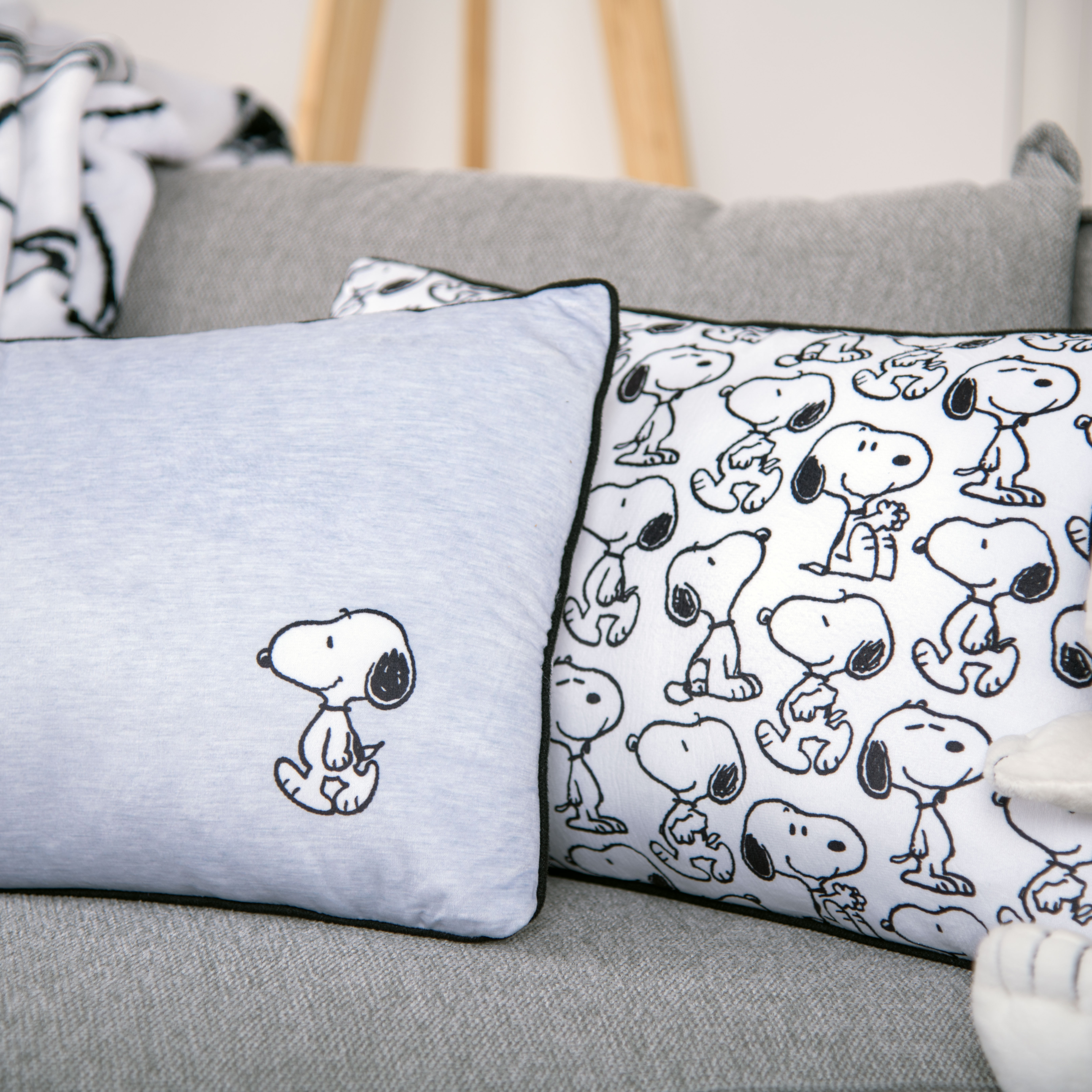 Herding Peanuts Kuschelkissen "Classic Snoopy" 7
