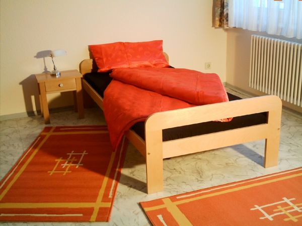 Vaja Einzelbett ROSI Buche massiv