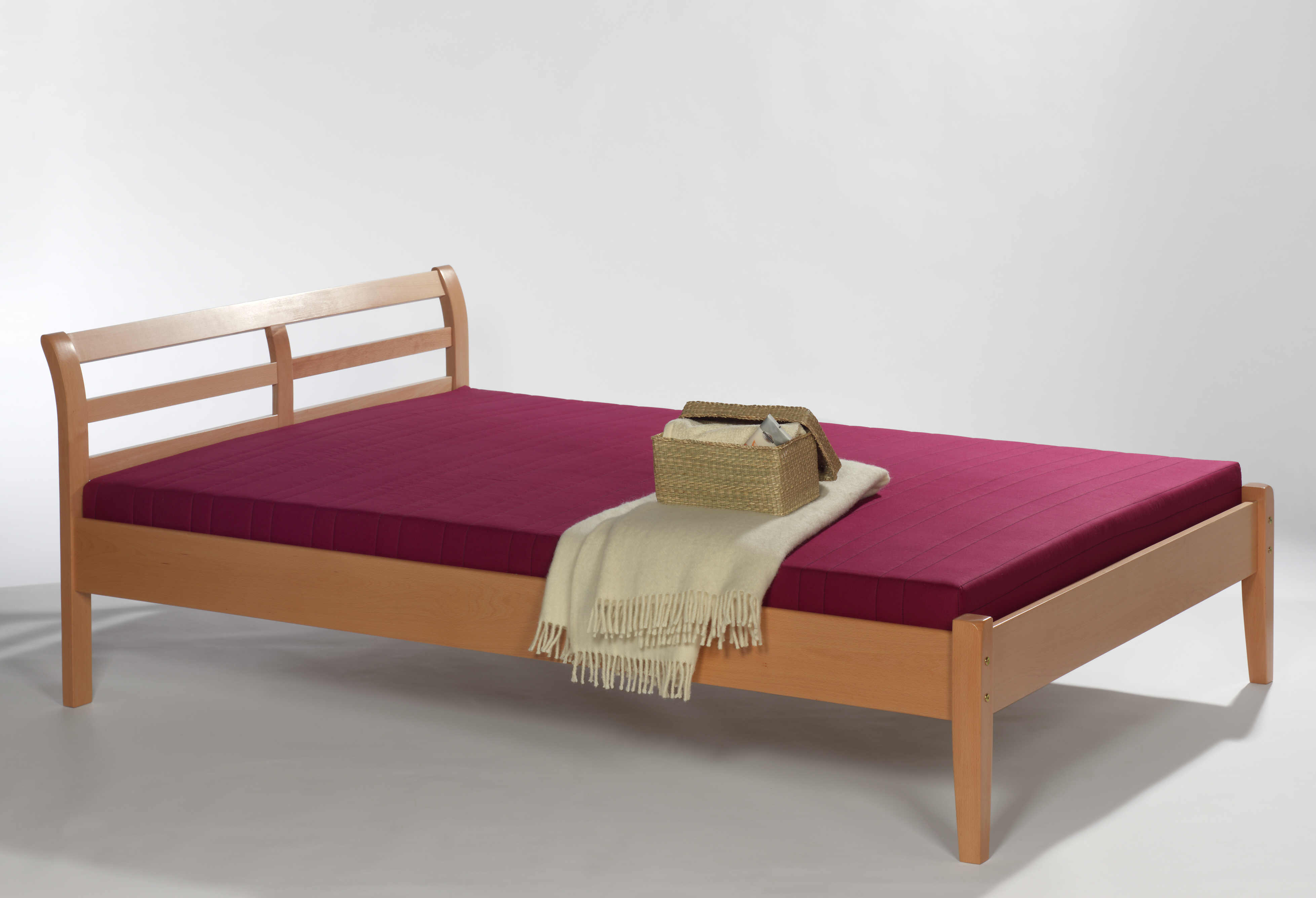 Vaja Doppelbett Alex | Massivholzbetten | Betten ...